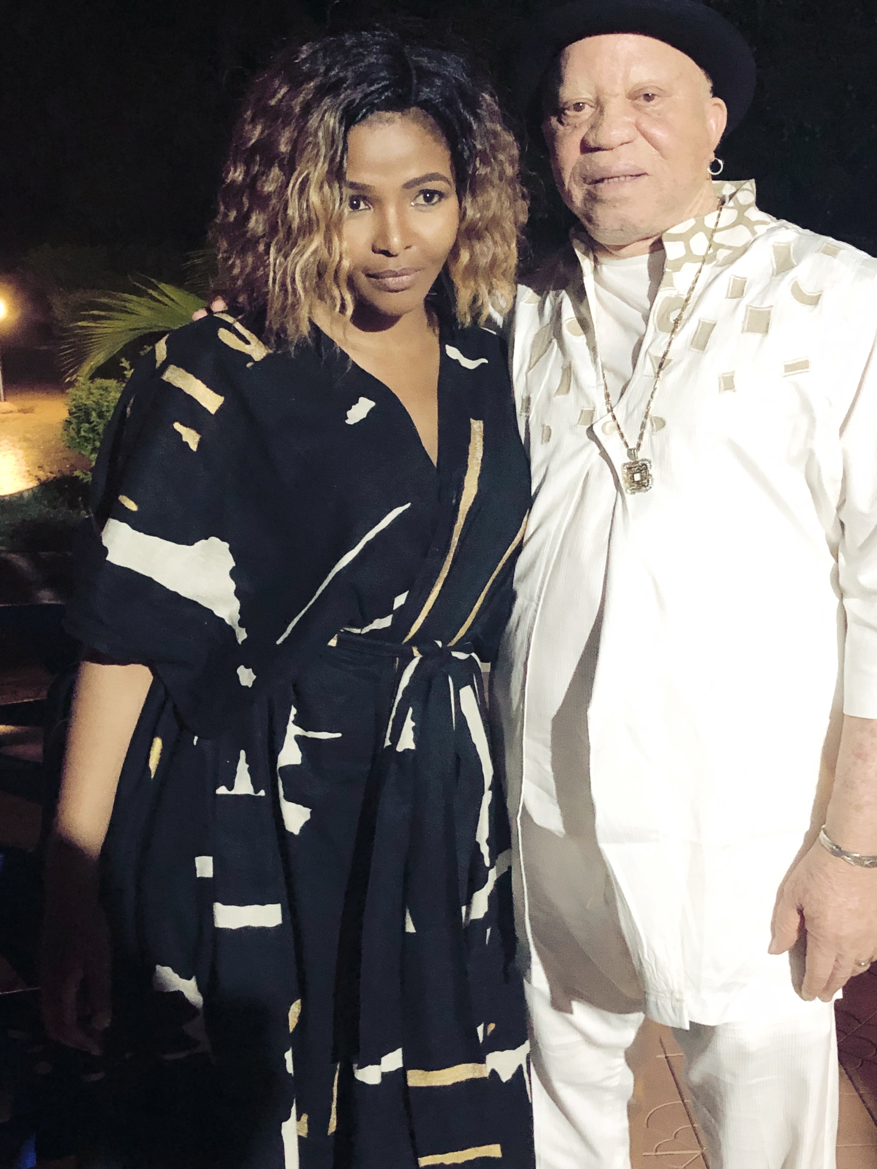 6AA5703F-79F6-400E-B62B-6AA27BE33ADD